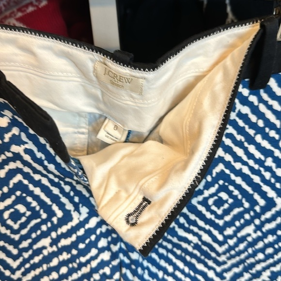 J Crew black with blue/white print 3” shorts size 0 - Picture 2 of 3